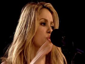 Shakira Why Wait (Live)